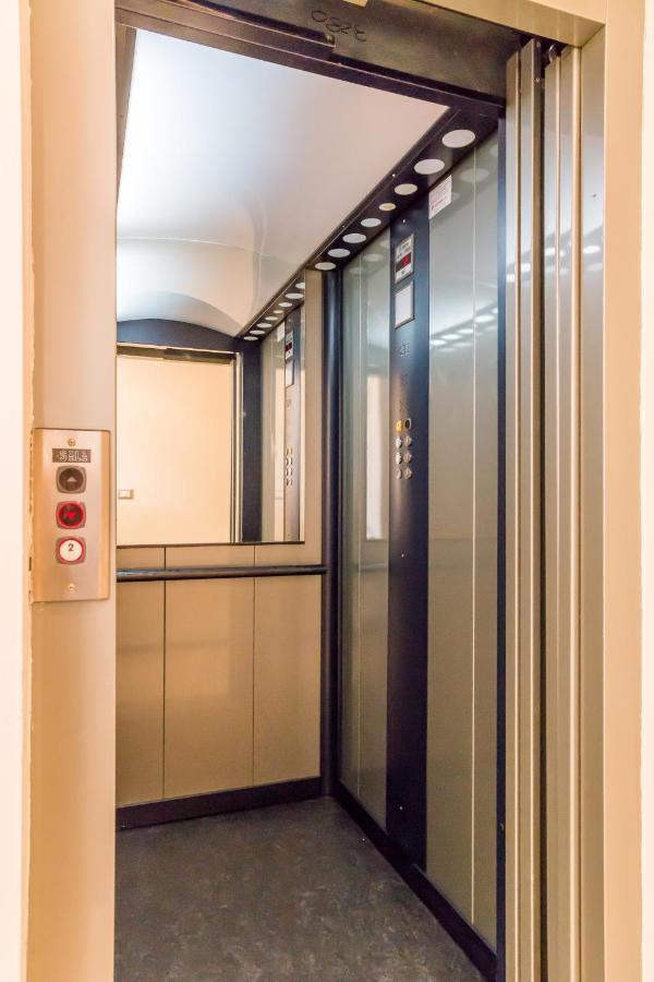 One Love Terrace Apartment Бухарест Экстерьер фото
